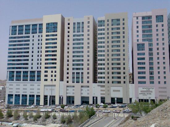 LE MERIDIAN TOWES